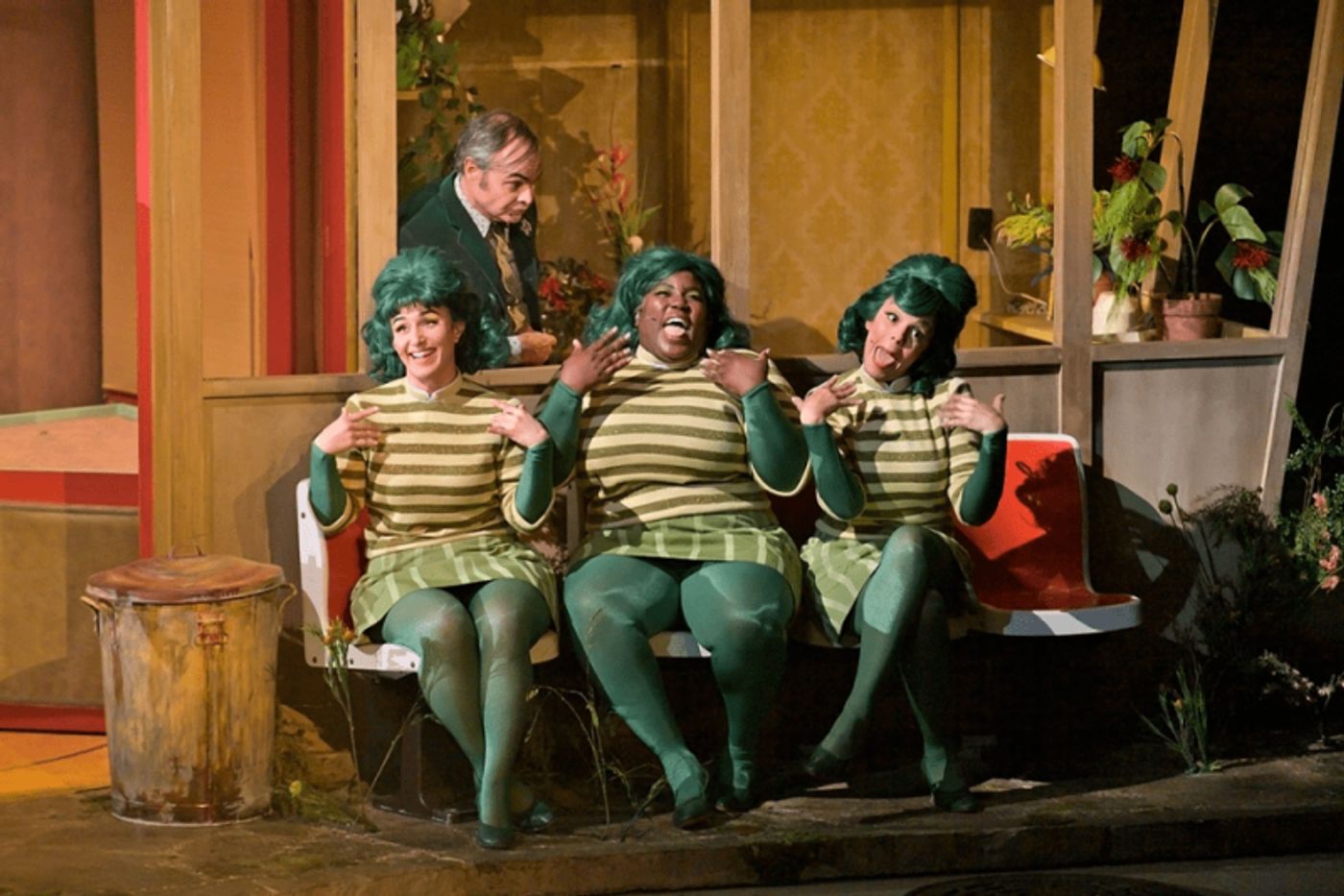 Review: LITTLE SHOP OF HORRORS at Opéra Comique Review: LITTLE SHOP OF HORRORS at Opéra Comique Image