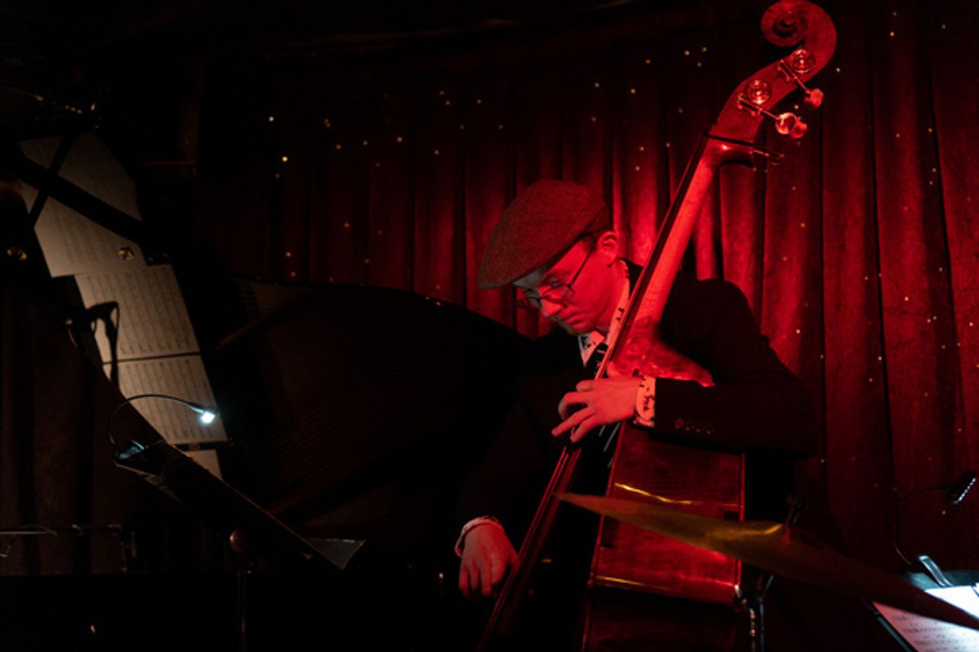 Photos: Go Inside A VERY HARRIS CHRISTMAS at Don't Tell Mama Photos: Go Inside A VERY HARRIS CHRISTMAS at Don't Tell Mama Image