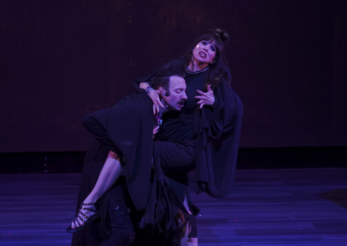 Photos: Journey To The Underworld In CHRISTMAS IN HELL In Las Vegas  Image