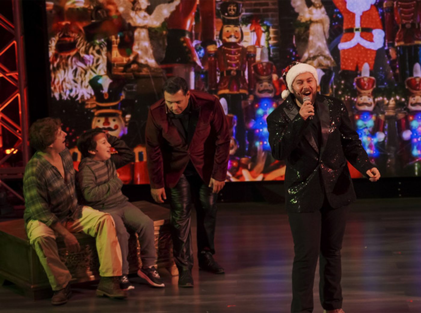 Photos: Journey To The Underworld In CHRISTMAS IN HELL In Las Vegas  Image