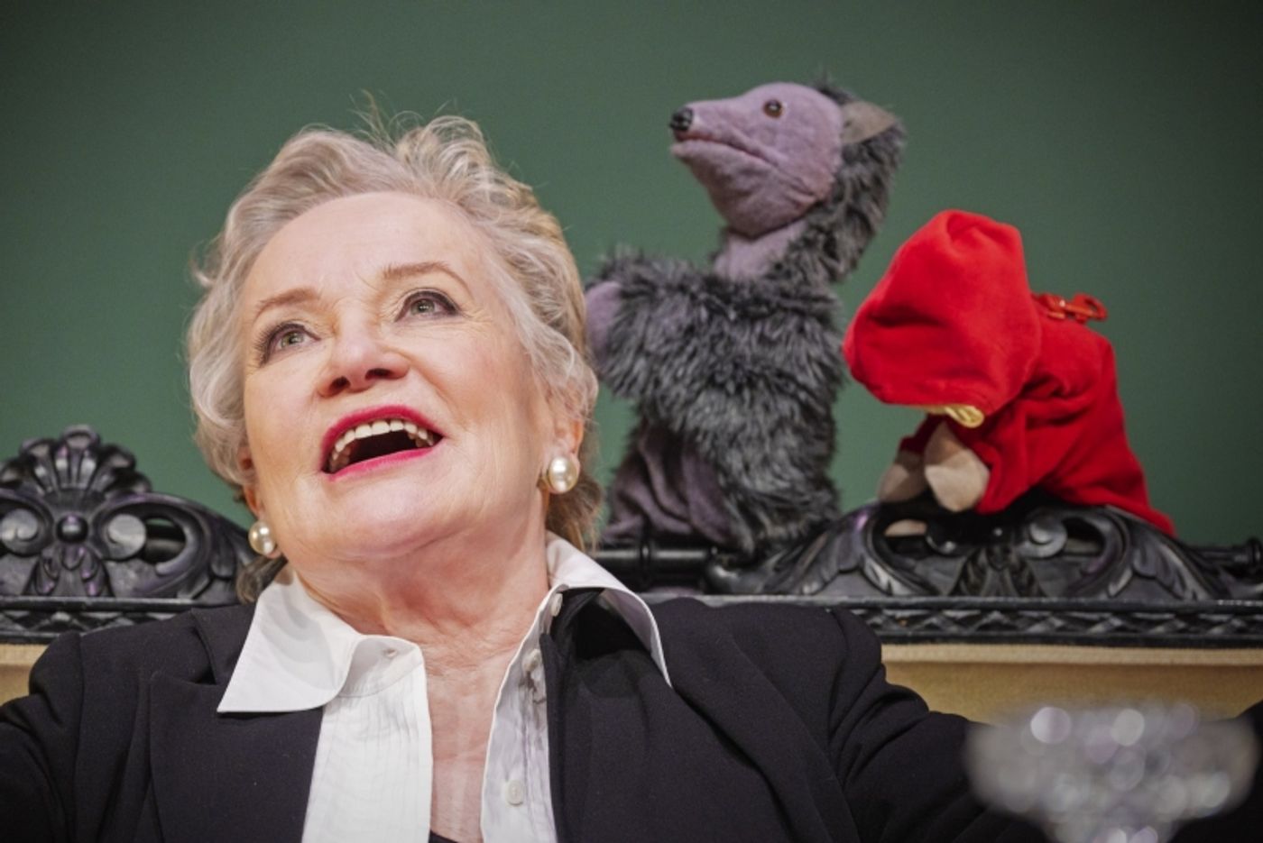 Review: FANNY AND ALEXANDER at Helsinki City Theatre Review: FANNY AND ALEXANDER at Helsinki City Theatre Image