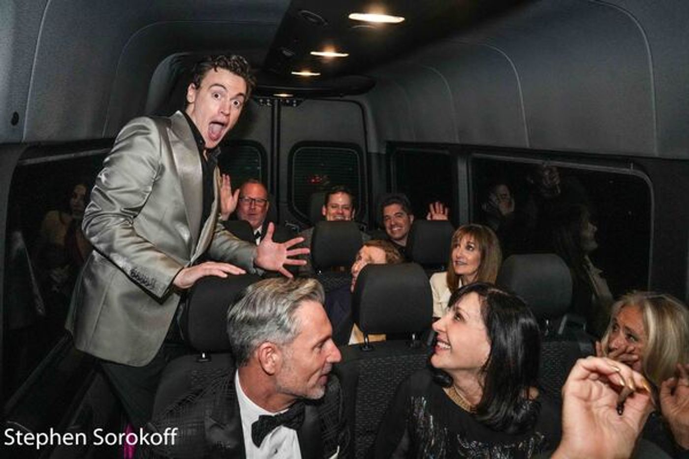 Photos: Erich Bergen Rings in the New Year at the Wick Theatre  Image