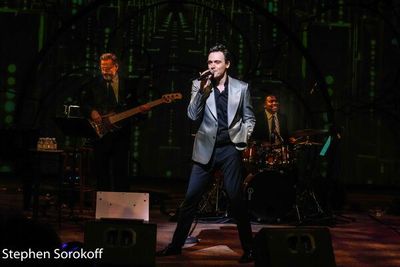 Erich Bergen Photo