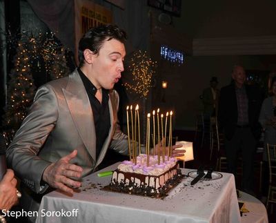 Erich Bergen Photo