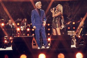 David Byrne, Miley Cyrus Photo