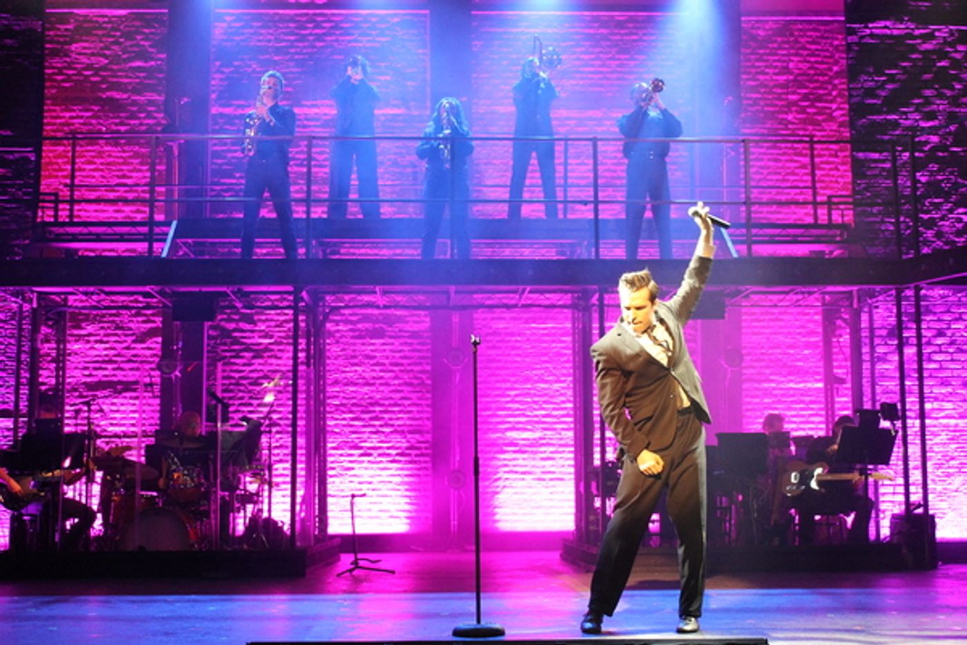 Photos: First Look at Ben Bogen, Michael Notardonato & More in JERSEY BOYS at The White Plains Performing Arts Center  Image