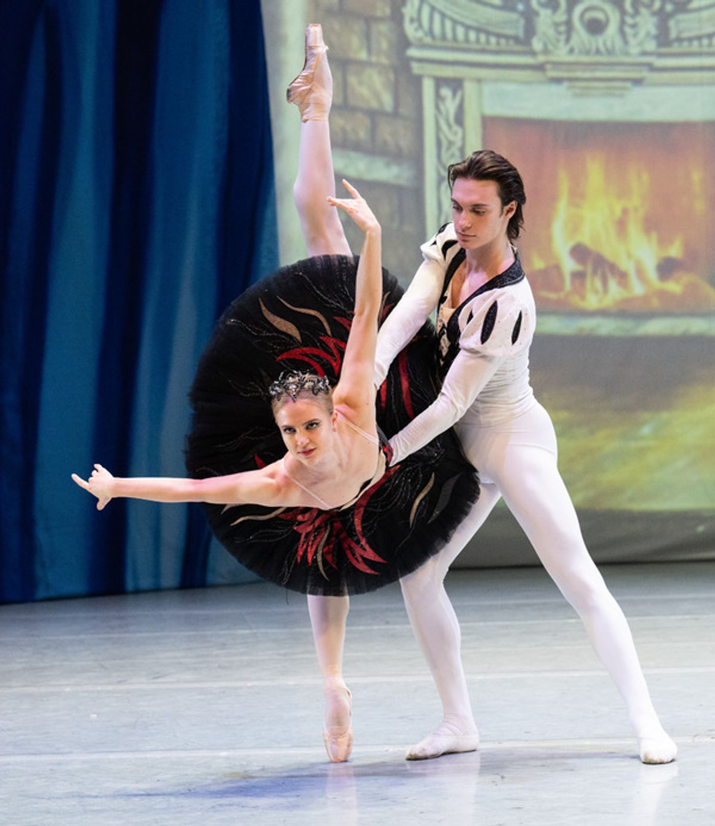 Photos: First Look at SWAN LAKE & THE NUTCRACKER From the Varna International Ballet's Debut UK Tour  Image