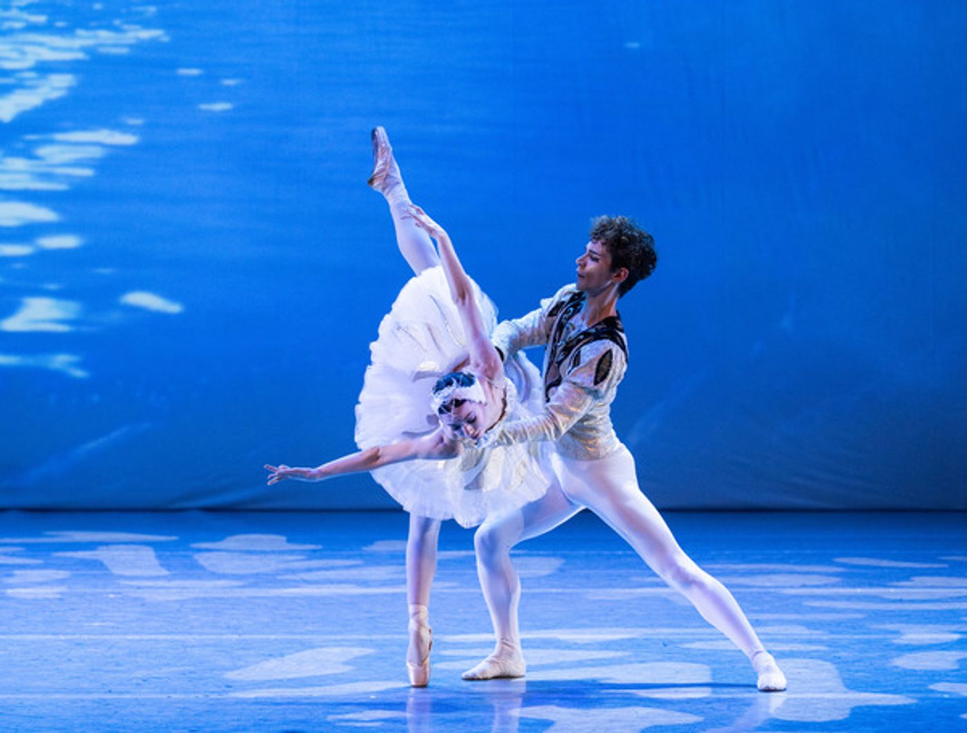 Photos: First Look at SWAN LAKE & THE NUTCRACKER From the Varna International Ballet's Debut UK Tour  Image