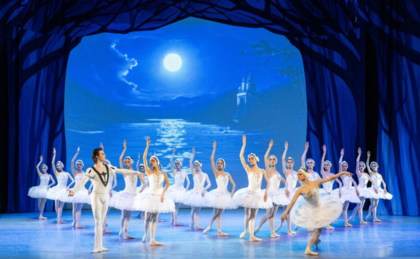 Photos: First Look at SWAN LAKE & THE NUTCRACKER From the Varna International Ballet's Debut UK Tour  Image