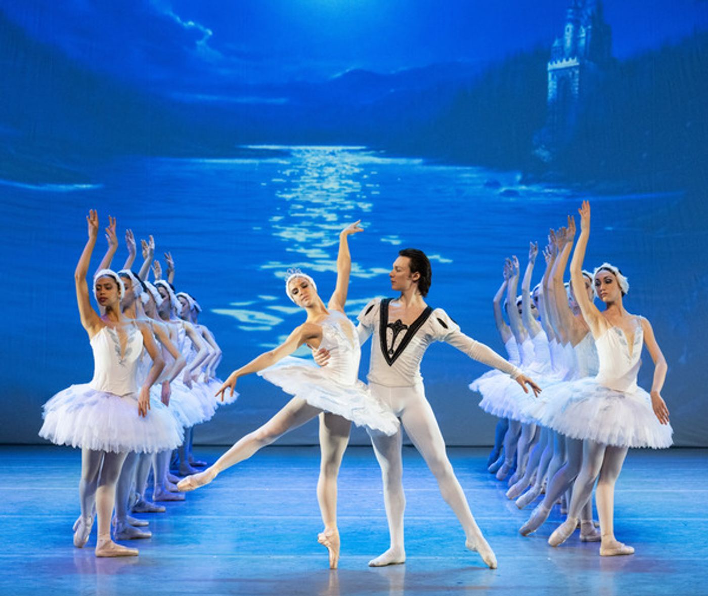 Photos: First Look at SWAN LAKE & THE NUTCRACKER From the Varna International Ballet's Debut UK Tour  Image
