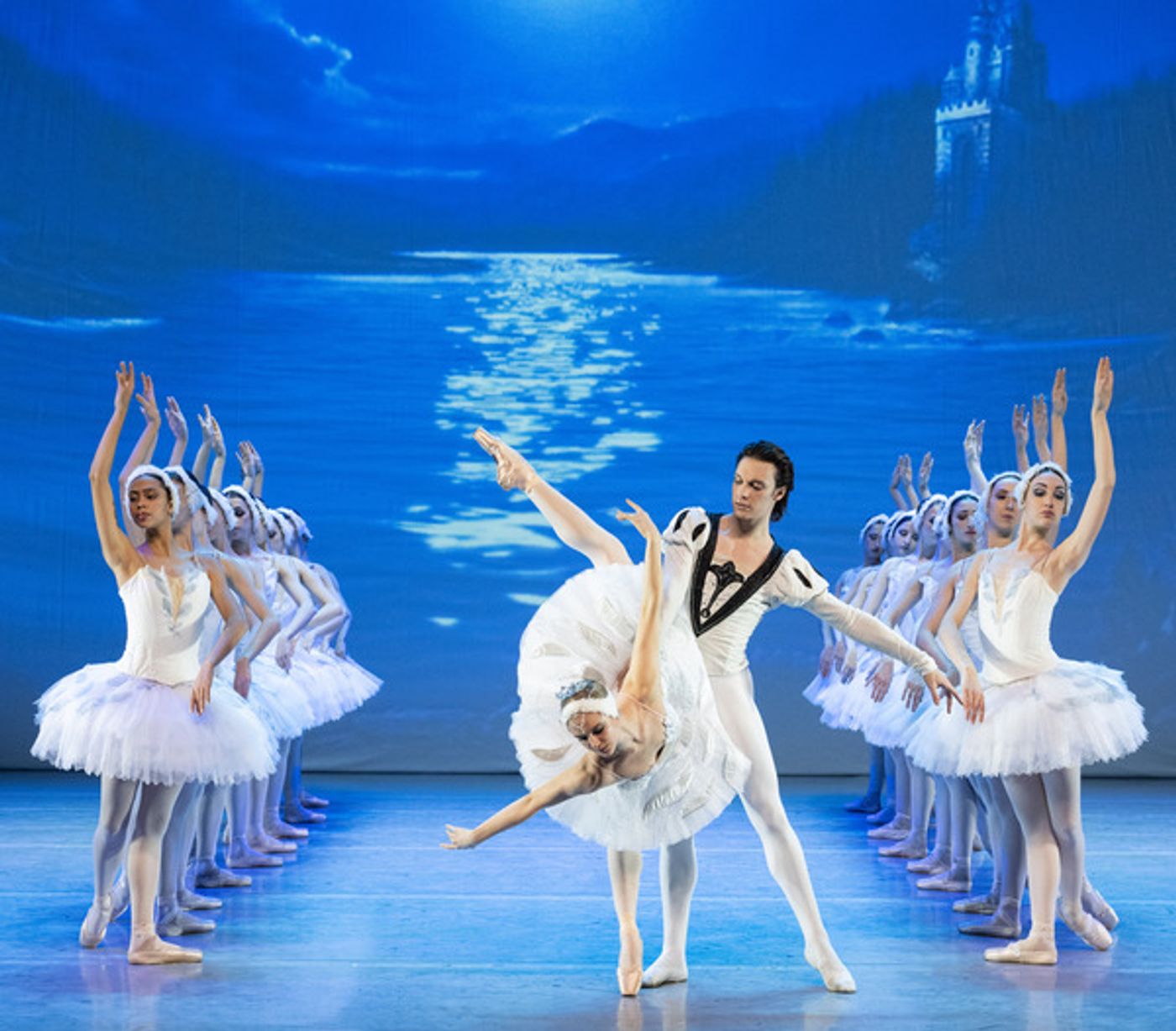 Photos: First Look at SWAN LAKE & THE NUTCRACKER From the Varna International Ballet's Debut UK Tour  Image