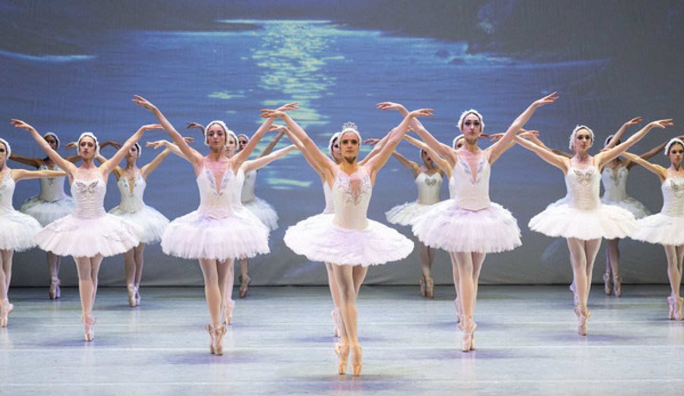 Photos: First Look at SWAN LAKE & THE NUTCRACKER From the Varna International Ballet's Debut UK Tour  Image
