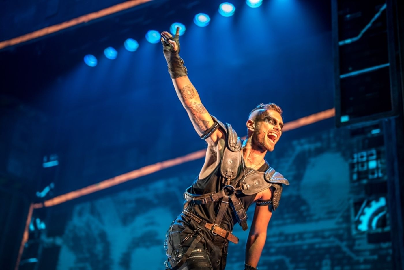 Photos: A Peek at WE WILL ROCK YOU Opening Night in Singapore  Image