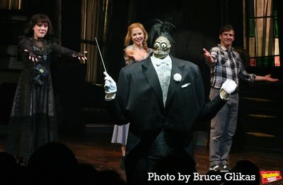 Elizabeth Teeter, Kerry Butler, "Shrunken Head Guy" and David Josefsberg Photo