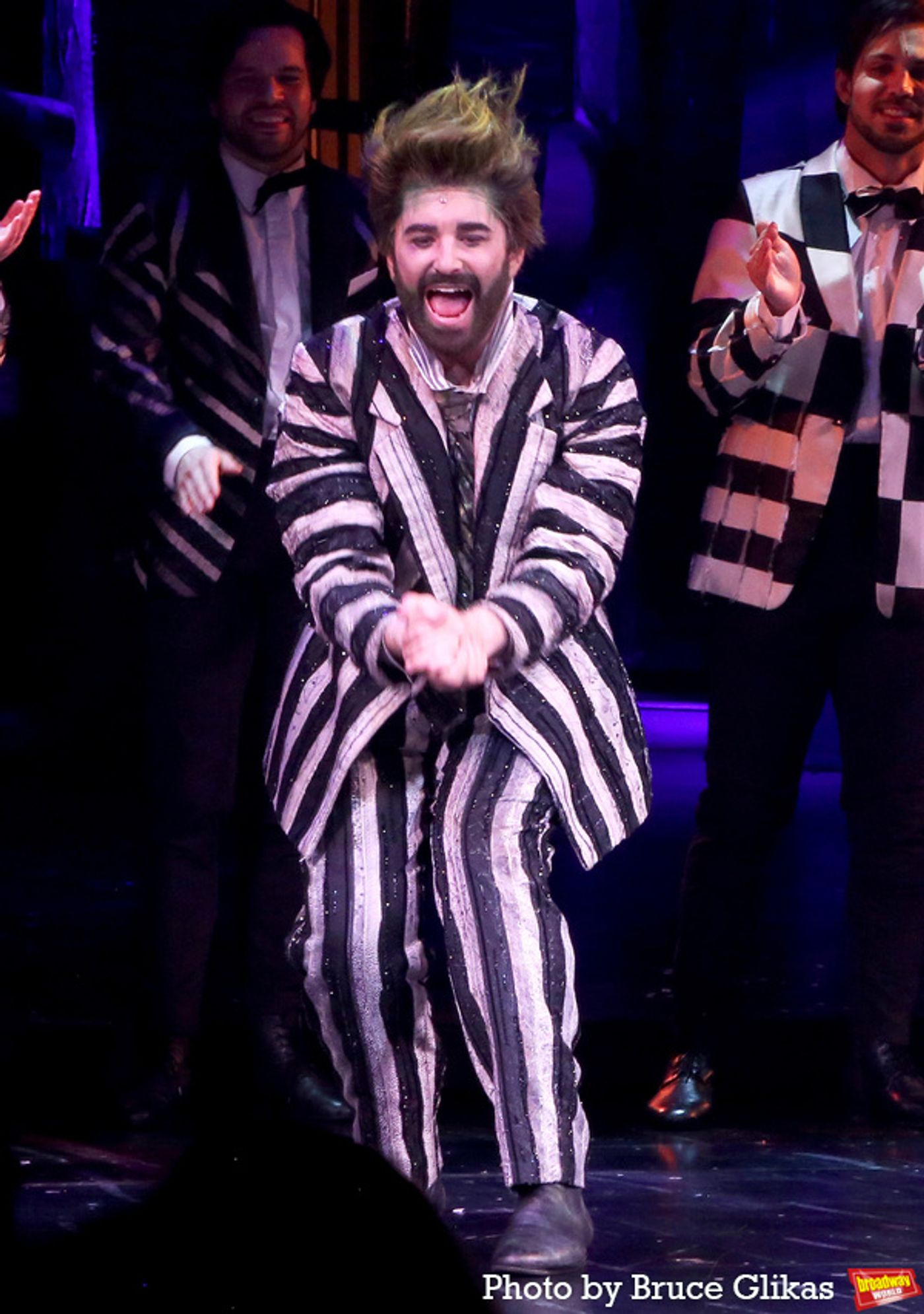 Photos: The Cast of BEETLEJUICE Take Their Closing Night Curtain Call  Image
