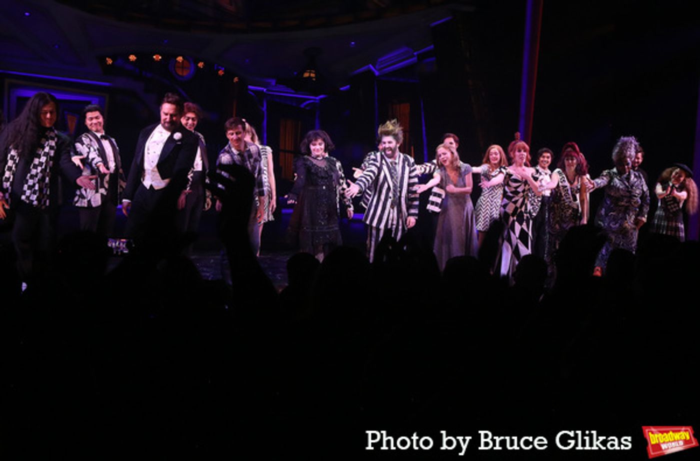 Photos: The Cast of BEETLEJUICE Take Their Closing Night Curtain Call  Image
