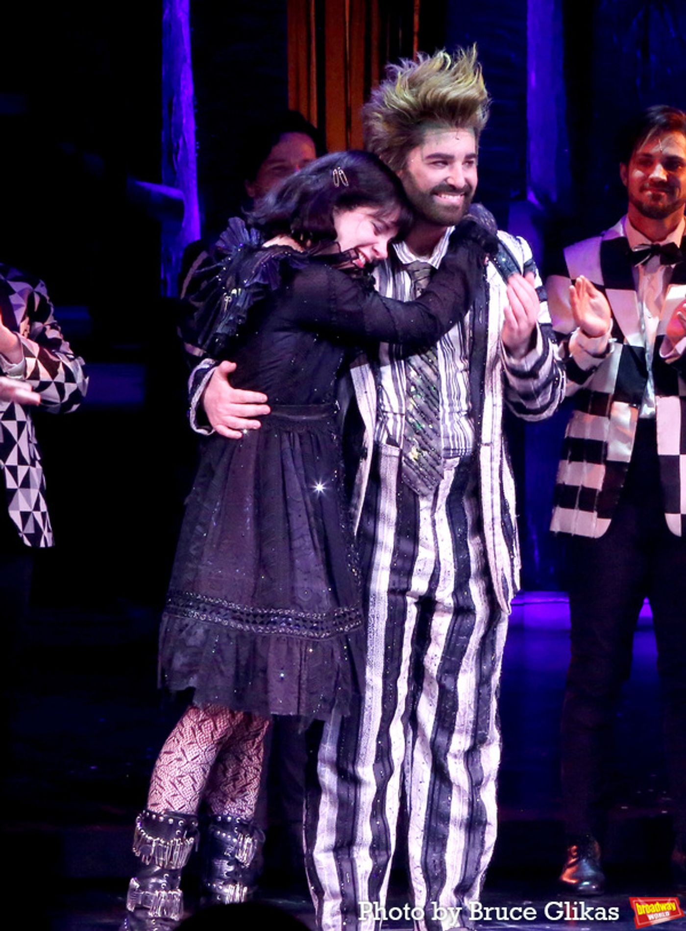 Photos: The Cast of BEETLEJUICE Take Their Closing Night Curtain Call  Image