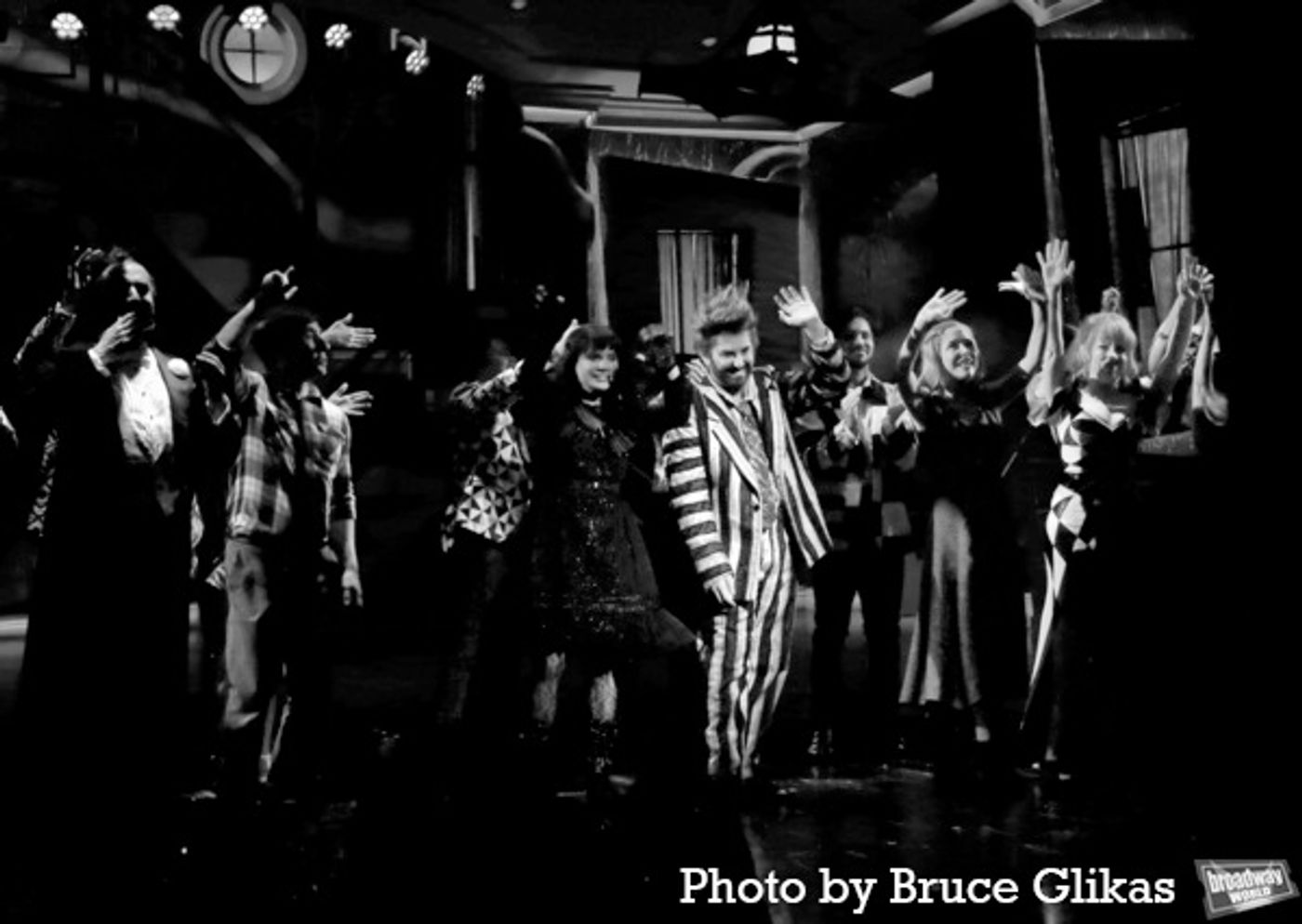 Photos: The Cast of BEETLEJUICE Take Their Closing Night Curtain Call  Image