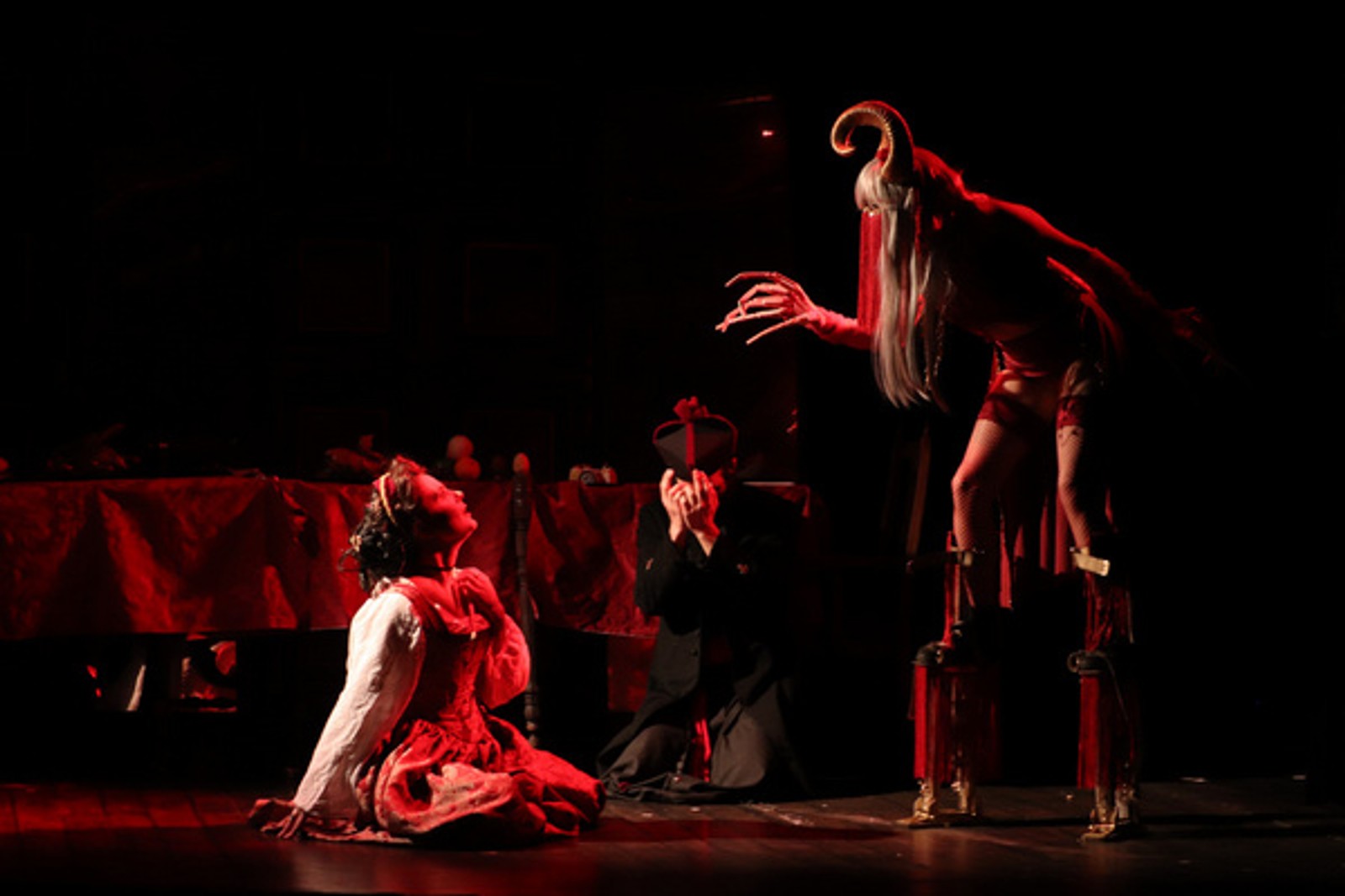 Photos: BLOOD COUNTESS Opens At The Players Theatre NYC — photo 5 of 13