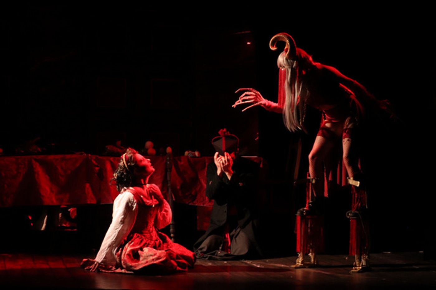 Photos: BLOOD COUNTESS Opens At The Players Theatre NYC  Image