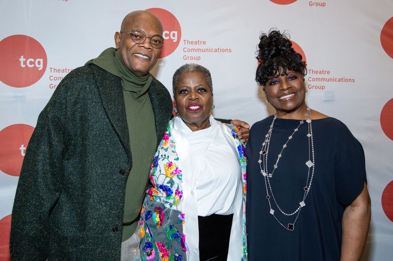 Photos: Samuel L. Jackson and LaTanya Richardson Honored at TCG Gala — photo 37 of 39