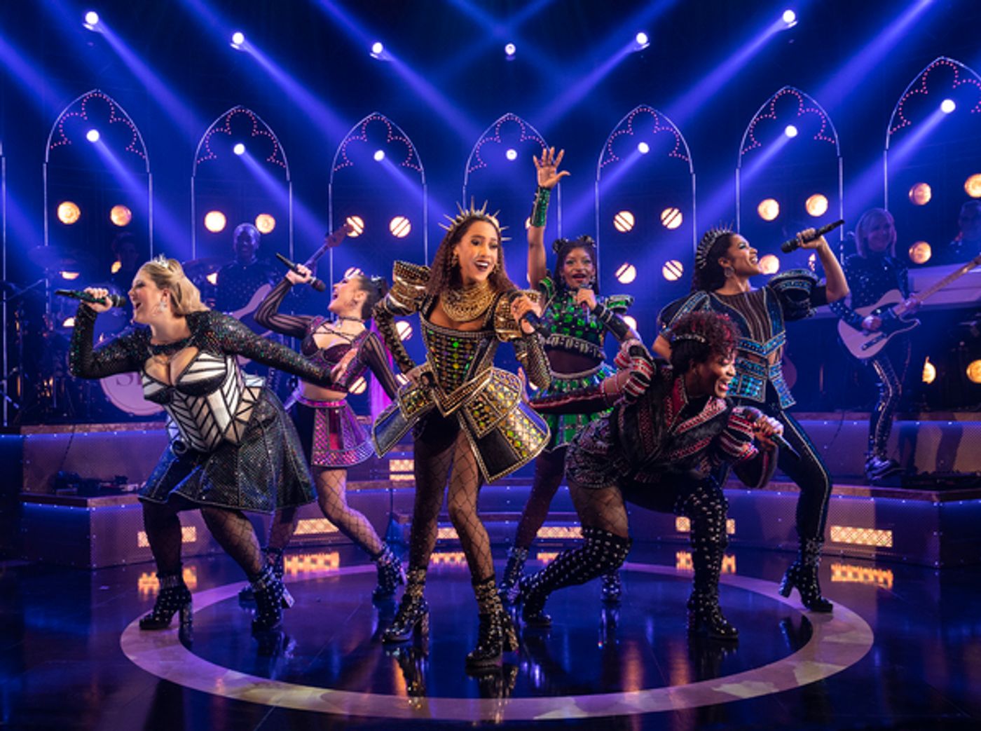 Photos: All New Queens Take the Stage in SIX on Broadway  Image