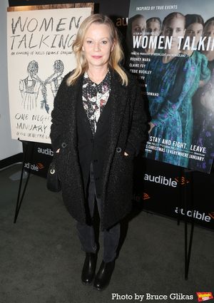 Samantha Mathis @ BroadwayWorld Samantha Mathis Photo