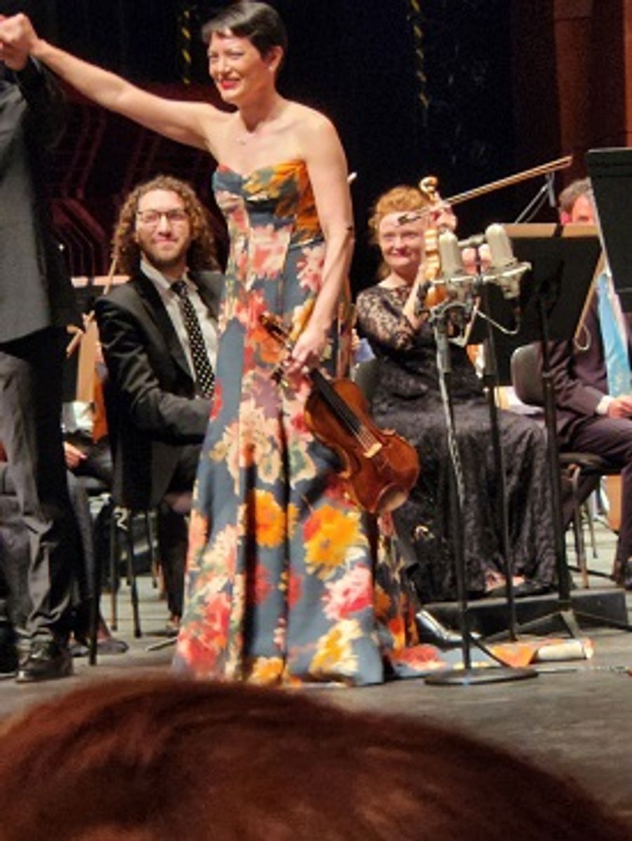 Review: ANNE AKIKO MEYERS And THE SAN DIEGO SYMPHONY at The California Center For The Arts, Escondido Image