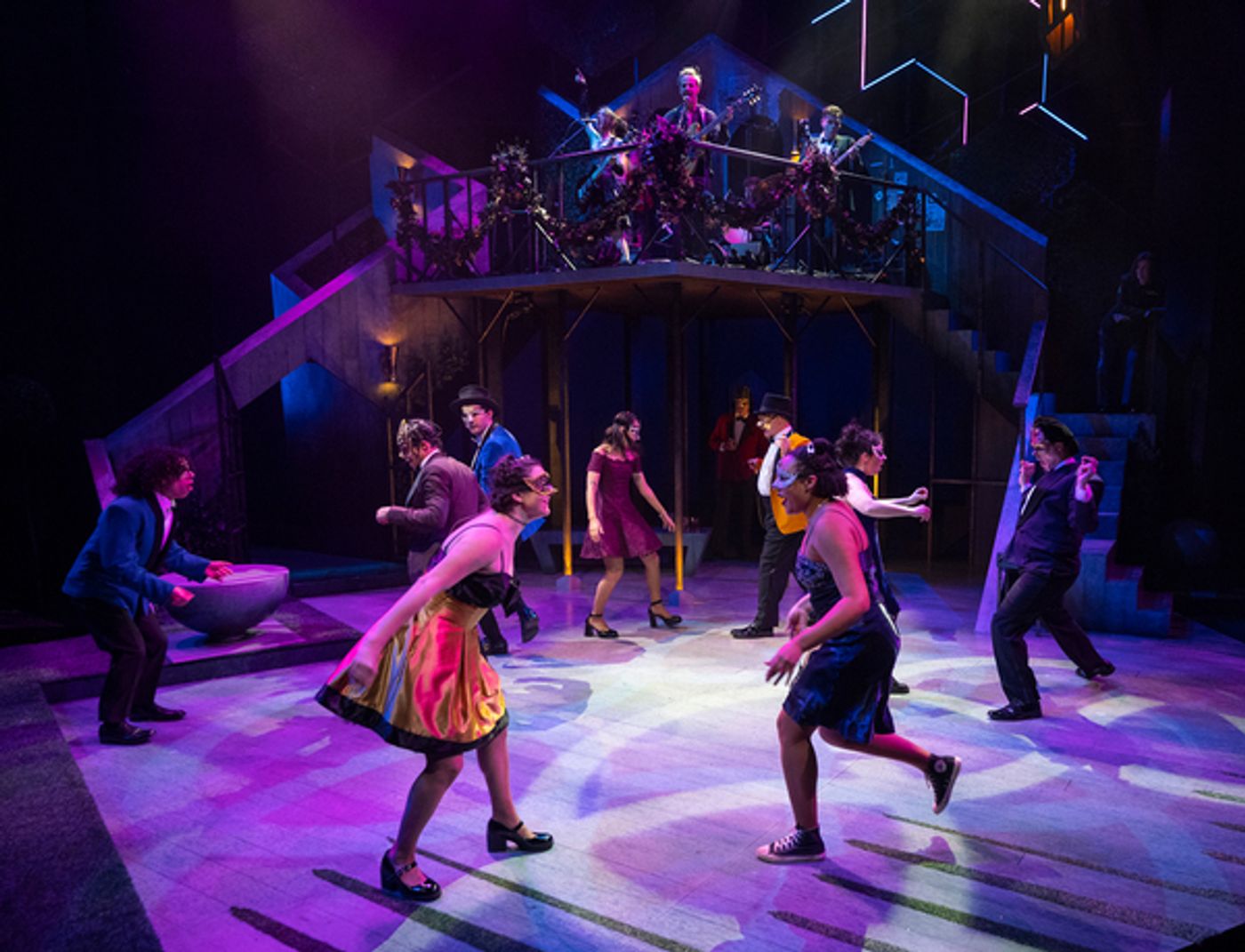 Photos: Milwaukee Repertory Theater Presents Shakespeare's MUCH ADO ABOUT NOTHING  Image