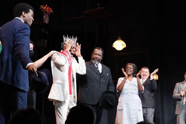 Photos/Video: Andre De Shields Celebrates Birthday at DEATH OF A SALESMAN  Image