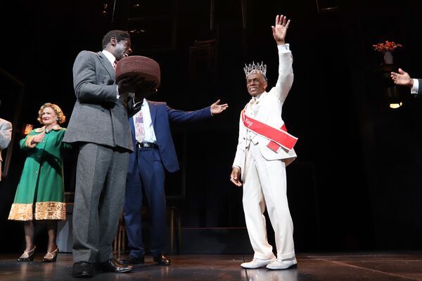 Photos/Video: Andre De Shields Celebrates Birthday at DEATH OF A SALESMAN  Image