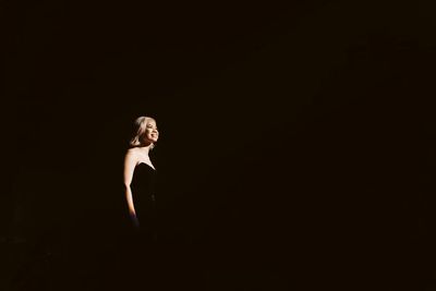 Eva Noblezada Photo