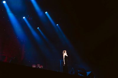Eva Noblezada Photo