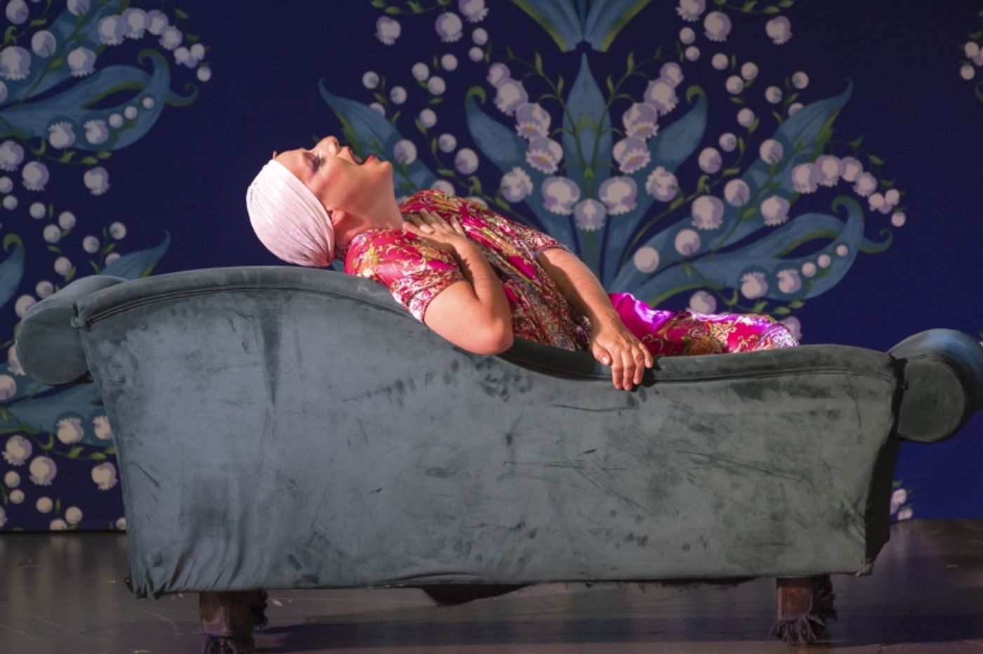 Àngel LLàcer celebra su cumpleaños en el Teatro Olympia Àngel LLàcer celebra su cumpleaños en el Teatro Olympia Image