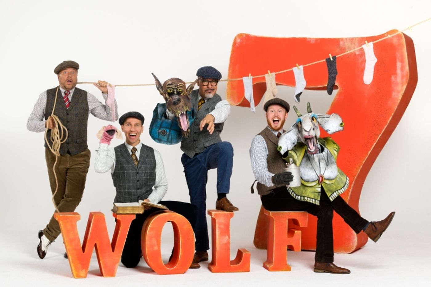 Feature: STANLEY BURLESON SPEELT DE HOOFDROL IN DE WOLF EN DE 7 GEITENWOLLEN SOKJES!  Image