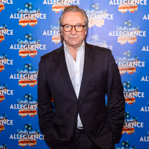 Neil Pearson @ BroadwayWorld Neil Pearson Photo
