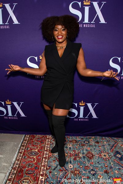 Nasia Thomas Photo