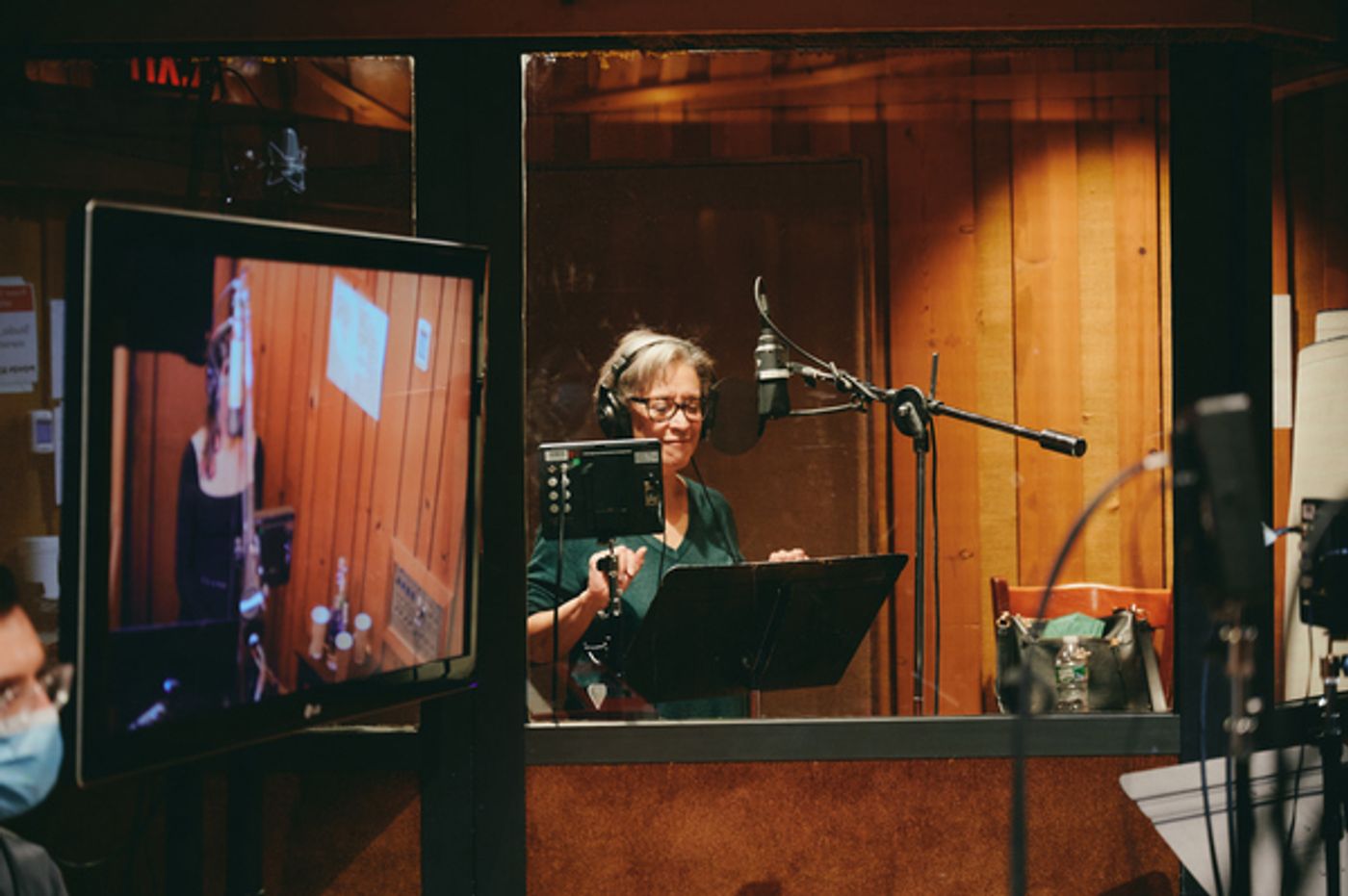 Photos: Behind the Scenes of the Cast of FUNNY GIRL in the Recording Studio  Image