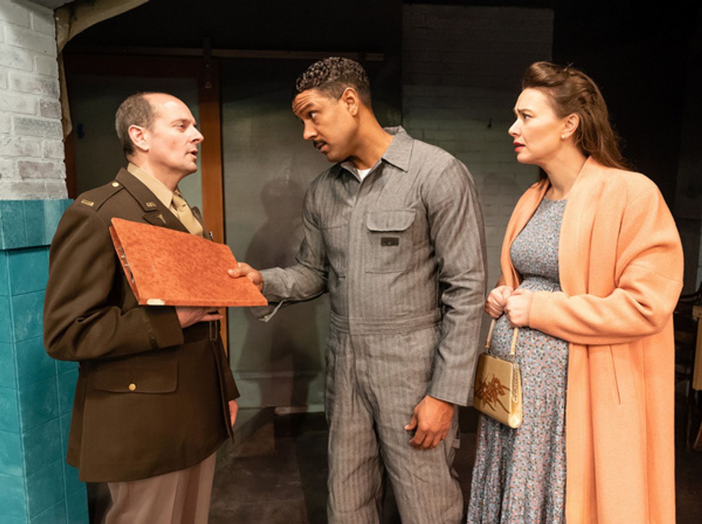 Photos: First Look at Warren Leight's HOME FRONT at Victory Theatre  Image