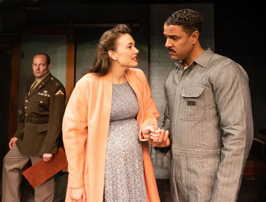 Photos: First Look at Warren Leight's HOME FRONT at Victory Theatre Image
