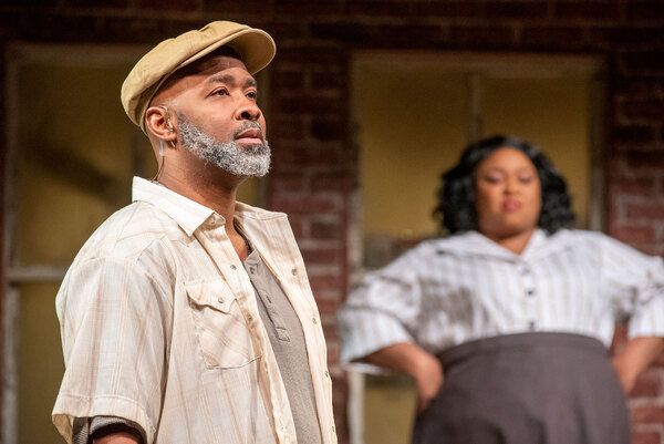 Photos: First Look at FENCES at Omaha Community Playhouse — photo 1 of 2