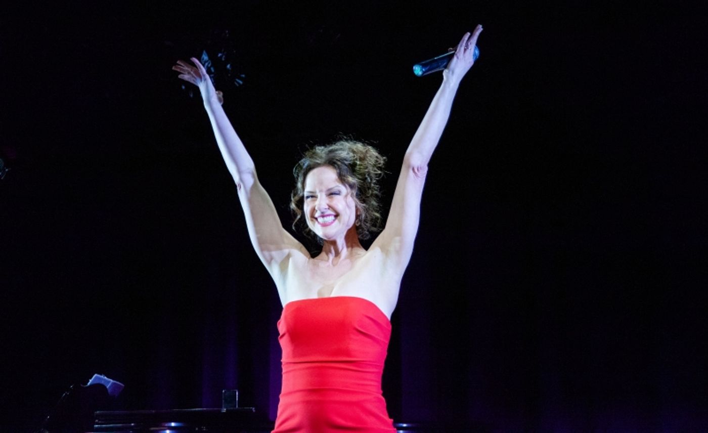 Photos: Jean Louisa Kelly Makes Solo Show Debut In ANYTHING CAN HAPPEN at The Laurie Beechman Theatre  Image
