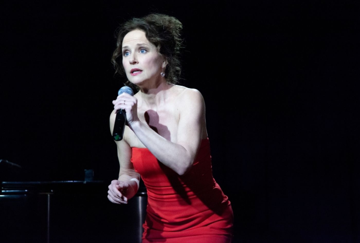 Review: Jean Louisa Kelly Masters The Art Of Cabaret With ANYTHING CAN HAPPEN at The Laurie Beechman Theatre Review: Jean Louisa Kelly Masters The Art Of Cabaret With ANYTHING CAN HAPPEN at The Laurie Beechman Theatre Image