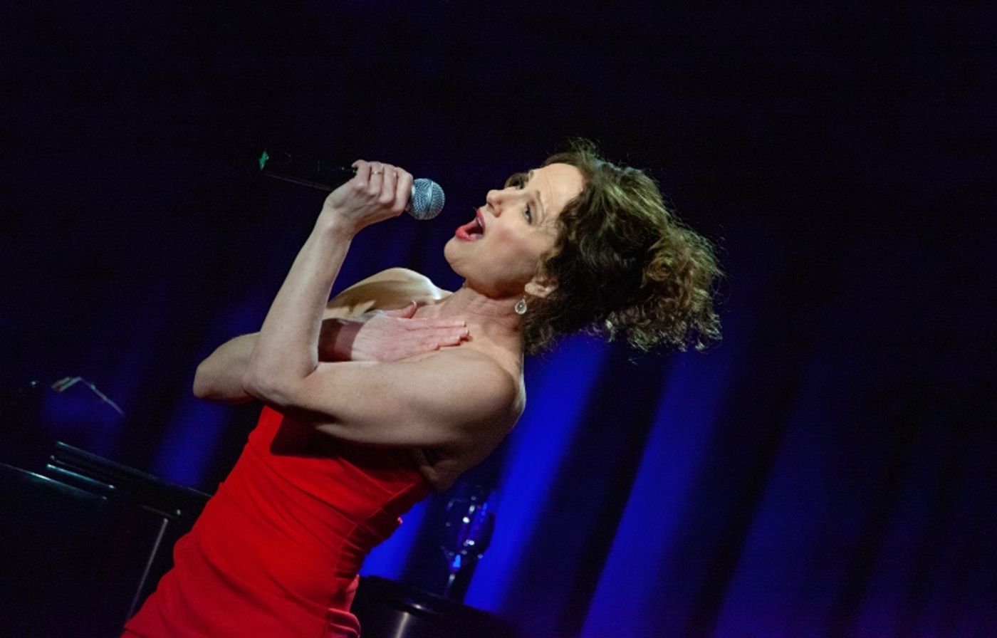 Review: Jean Louisa Kelly Masters The Art Of Cabaret With ANYTHING CAN HAPPEN at The Laurie Beechman Theatre Review: Jean Louisa Kelly Masters The Art Of Cabaret With ANYTHING CAN HAPPEN at The Laurie Beechman Theatre Image