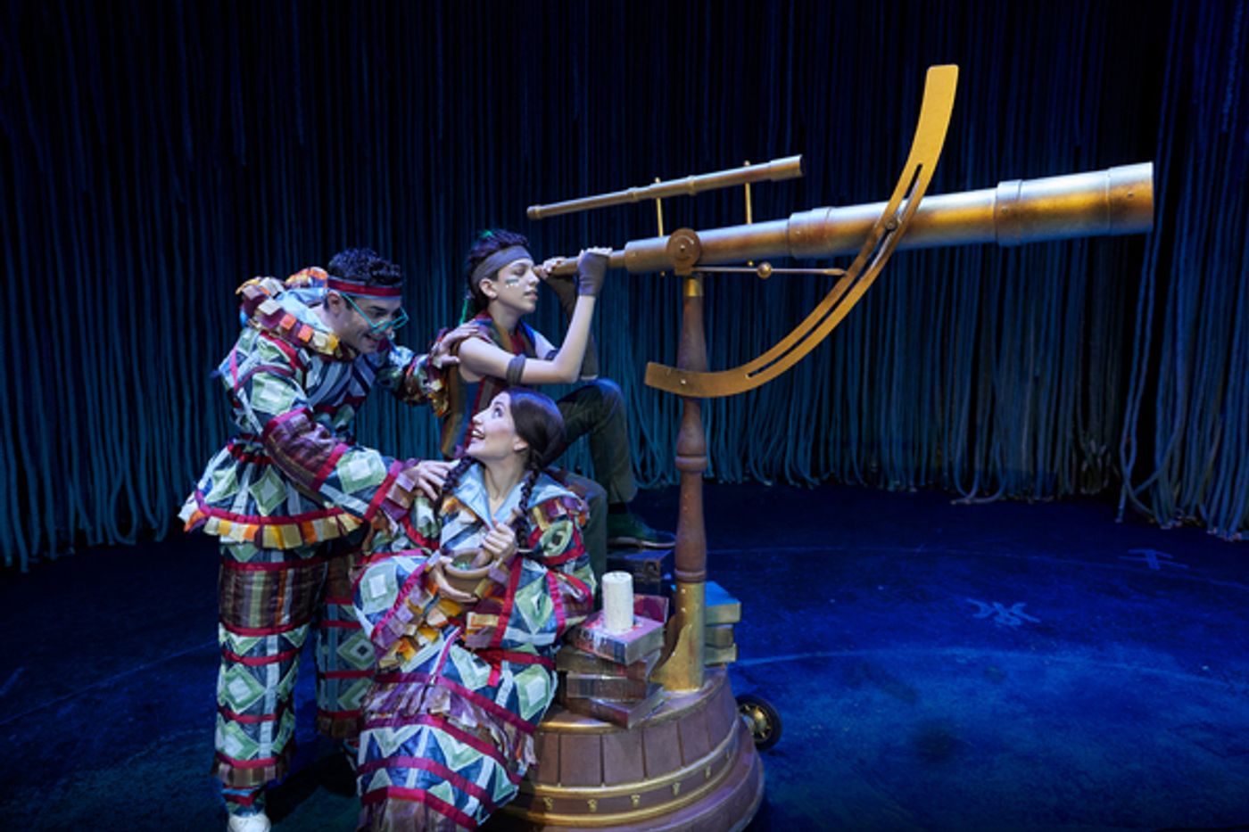 Photos: Nuevas imágenes de LA HISTORIA INTERMINABLE Photos: Nuevas imágenes de LA HISTORIA INTERMINABLE Image