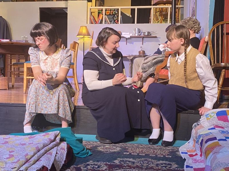 Review: THE DIARY OF ANNE FRANK at Twin Lakes Playhouse  Image