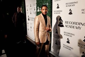 Myles Frost @ BroadwayWorld Myles Frost Photo