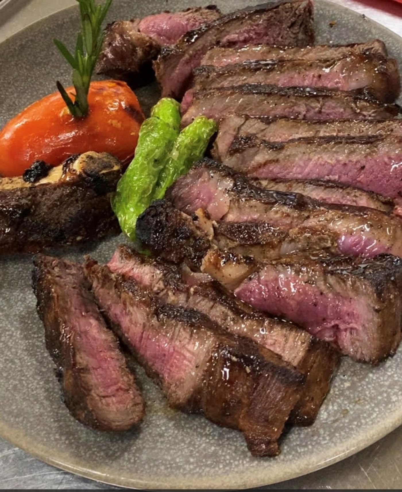 Review: UN PLAZA GRILL in Midtown East for Fine Dining and Delicious Steakhouse Fare Review: UN PLAZA GRILL in Midtown East for Fine Dining and Delicious Steakhouse Fare Image