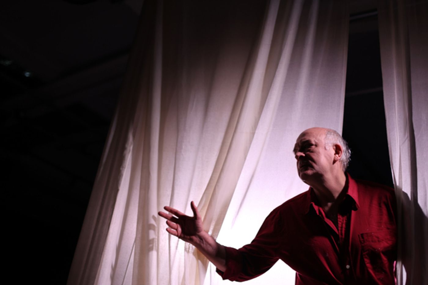 Photos: First Look at Peter Tate in PICASSO at The Playground Theatre  Image