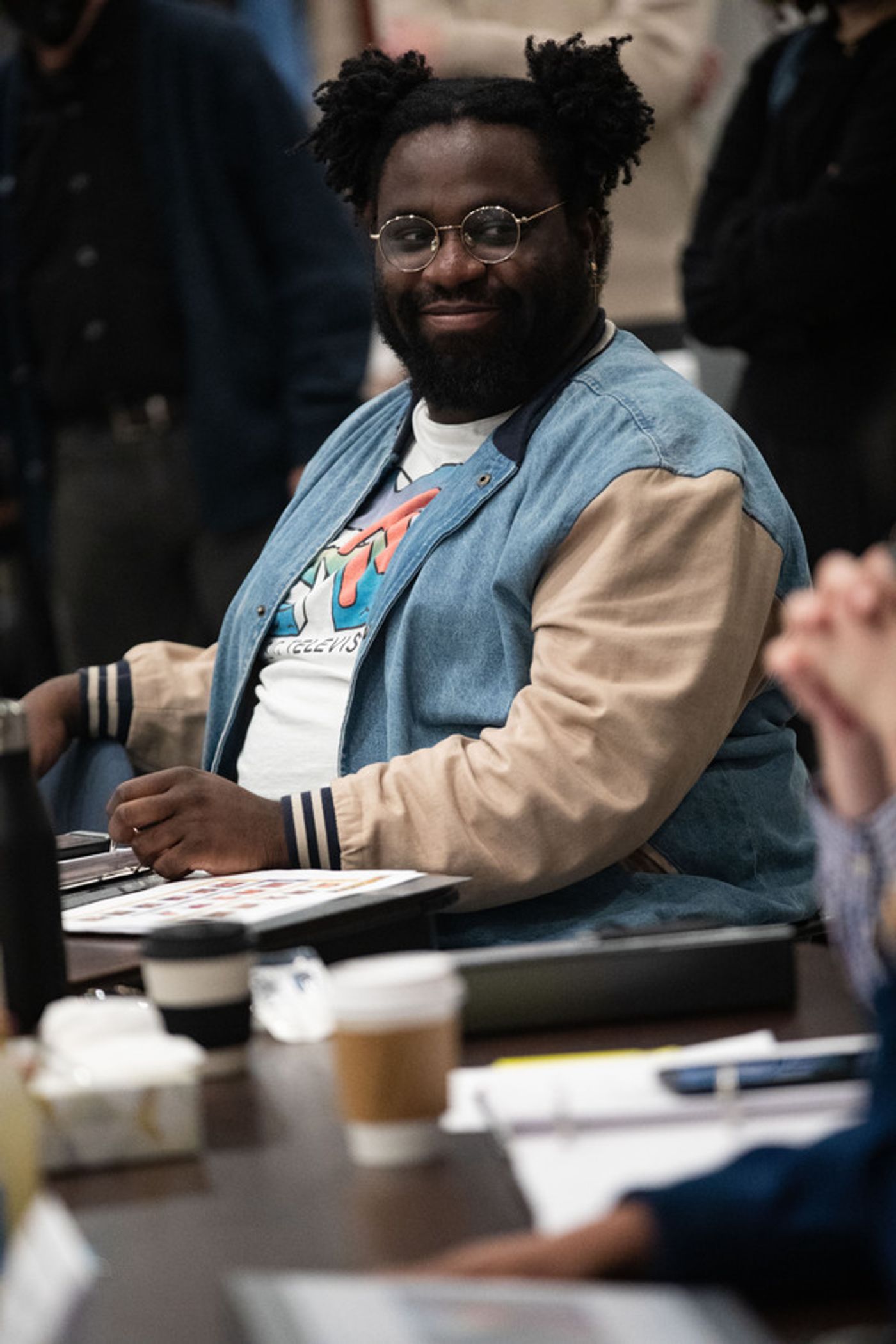 Photos: First Look at Andrew Burnap, Phillipa Soo, Jordan Donica & More in Rehearsals for CAMELOT  Image